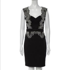 Aidan Mattox Lace Sleeveless Embroidered Little Black Dress V Neck Size 6